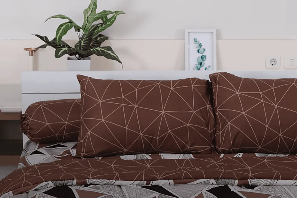 Kamar dengan produk Illusions